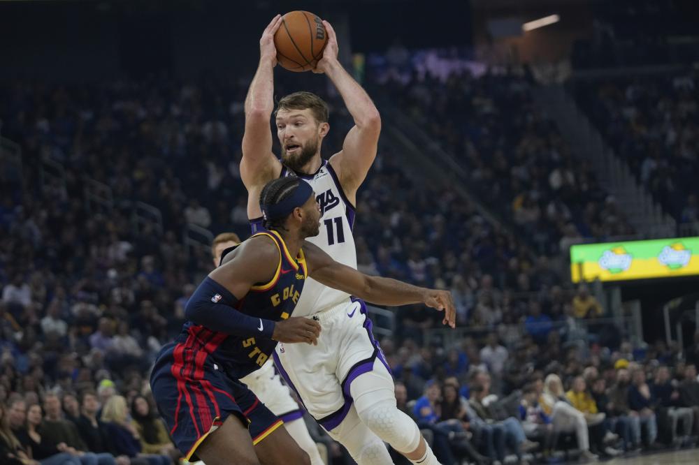 足球联赛中 足球联赛中