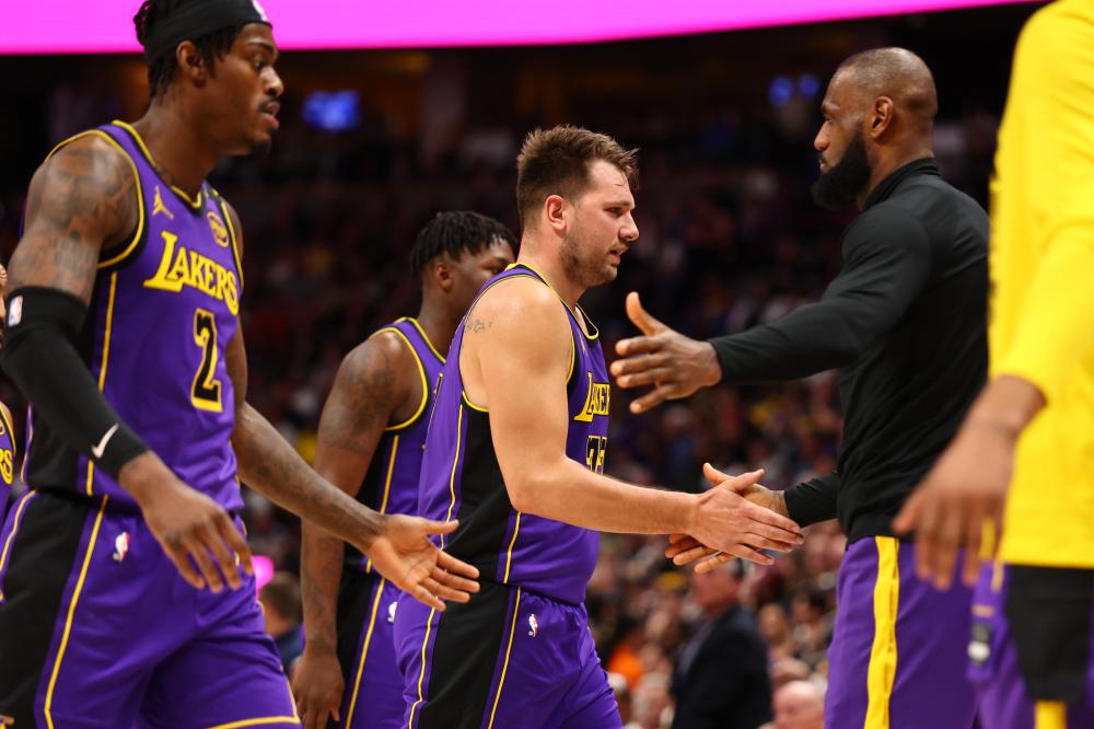 下拉门斯 下拉门斯