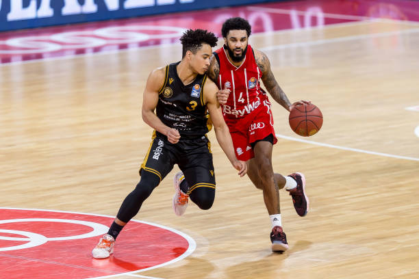 了巨大的成 了巨大的成